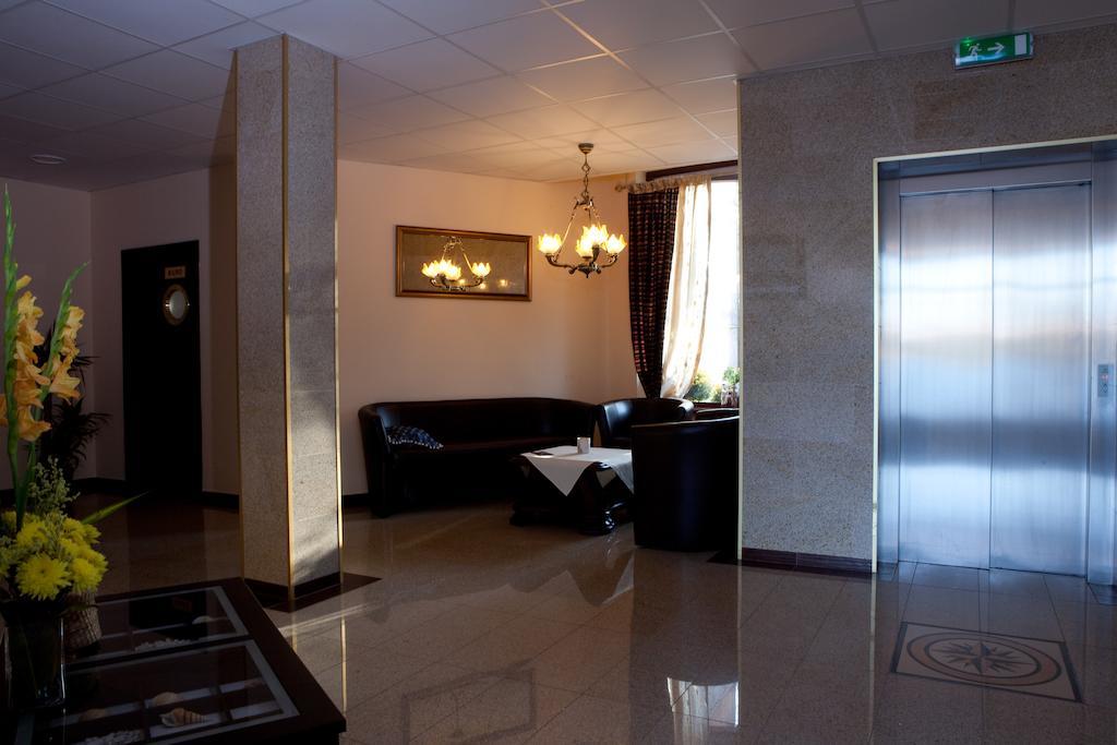 Shuma Hotel Dąbrowa Górnicza Екстериор снимка