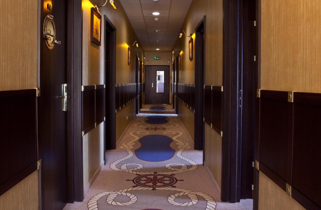 Shuma Hotel Dąbrowa Górnicza Екстериор снимка