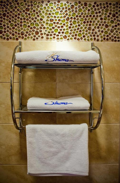 Shuma Hotel Dąbrowa Górnicza Стая снимка